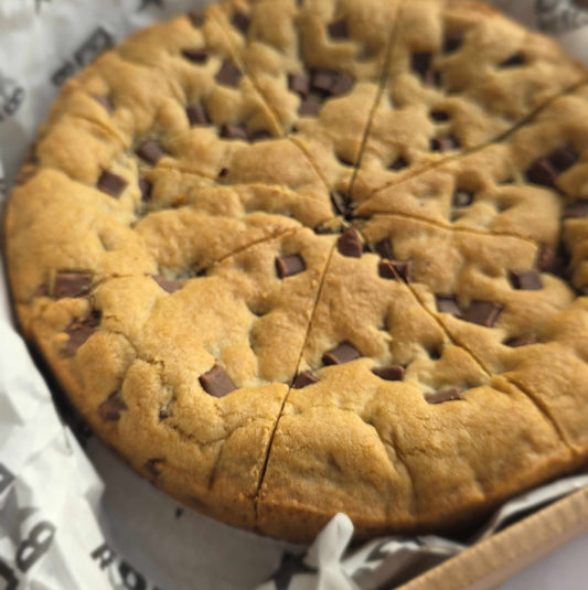Deep pan cookie - milk choc chip