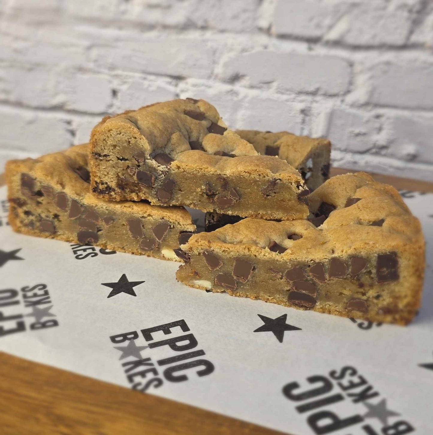 Deep pan cookie - milk choc chip