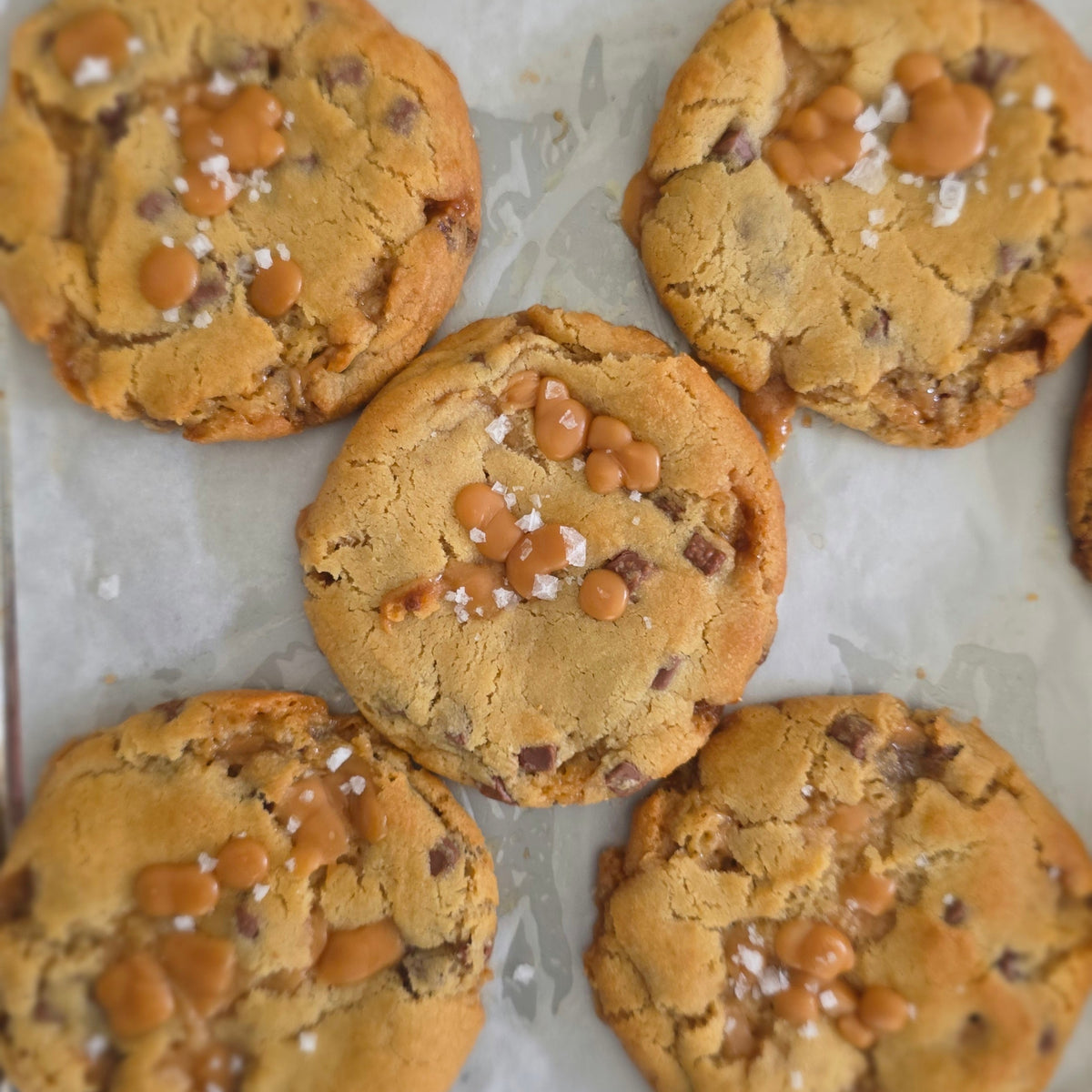 Chunky salted caramel cookie