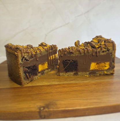 Cadbury's Crunchie Cookie Pie (8" whole)