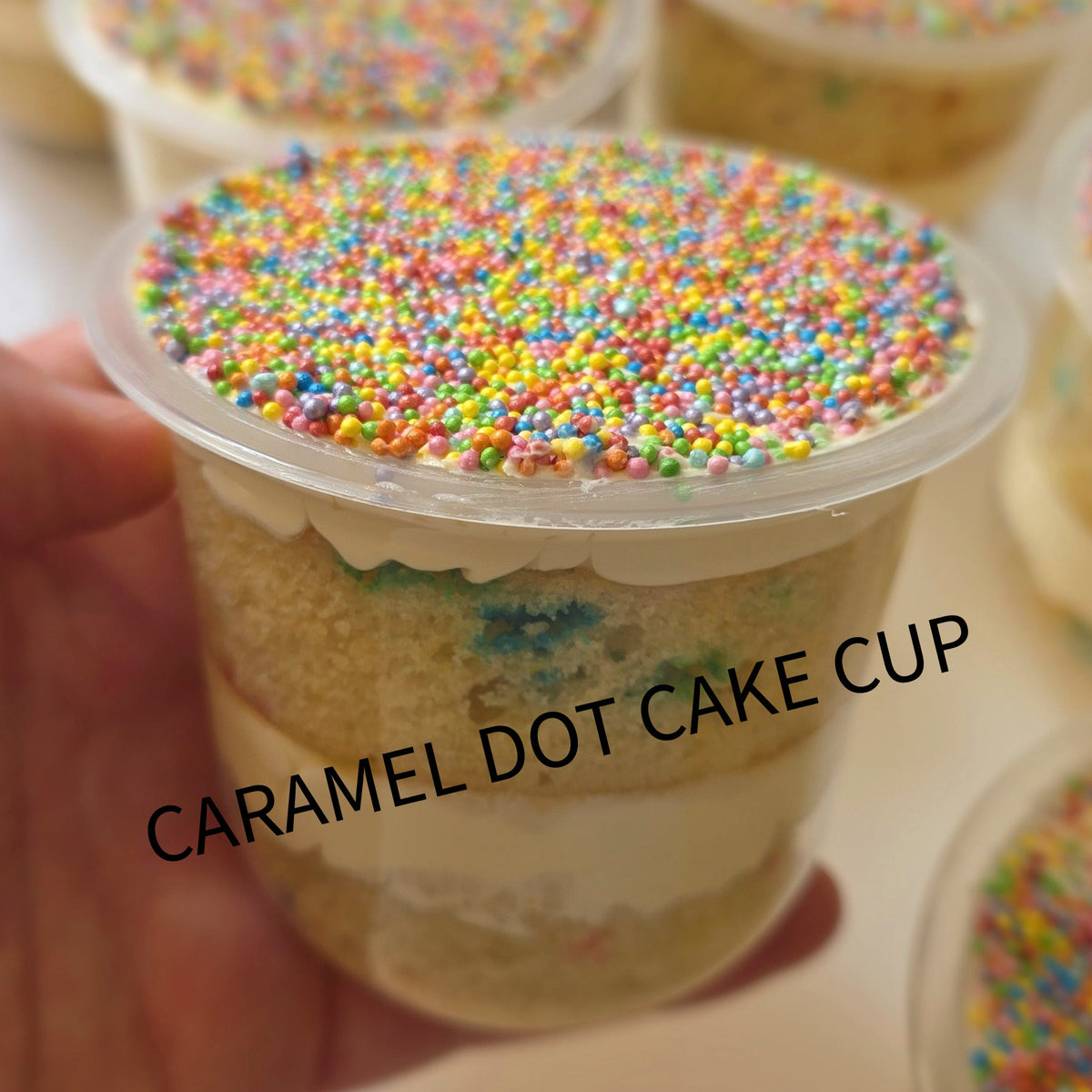 Dot cake cup - caramel