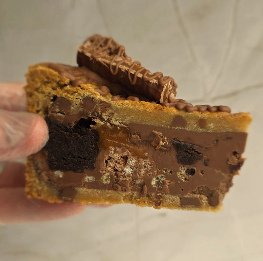 Toffee Crisp Cookie Pie (8" whole)